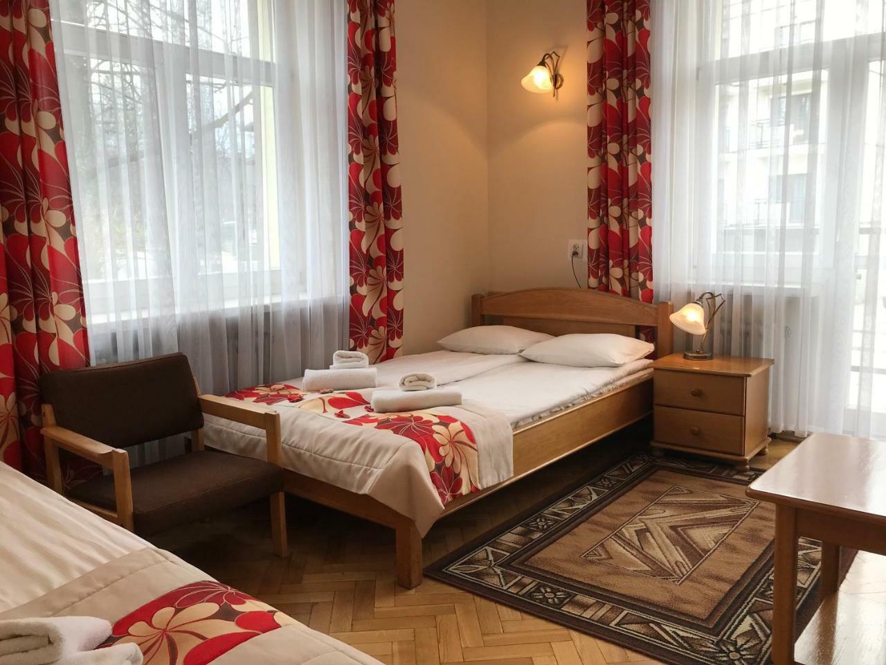 Pensjonat Adria Zakopane Exteriör bild